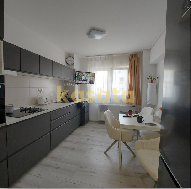 Bd. Basarabia, Metrou, Mega Mall, ap. 2 camere complet renovat.